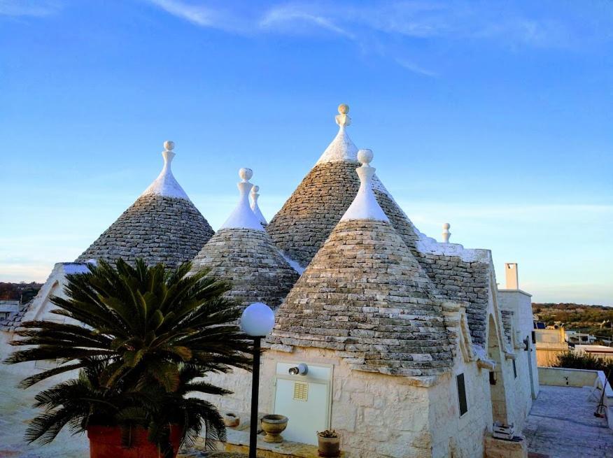 Trullo Le Tre Sorelle Cisternino Zewnętrze zdjęcie