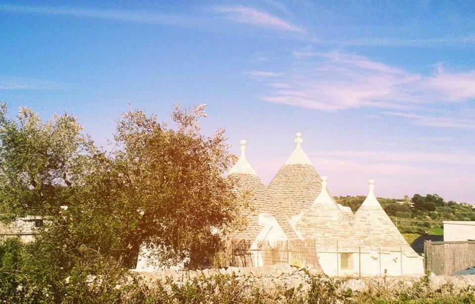 Trullo Le Tre Sorelle Cisternino Zewnętrze zdjęcie