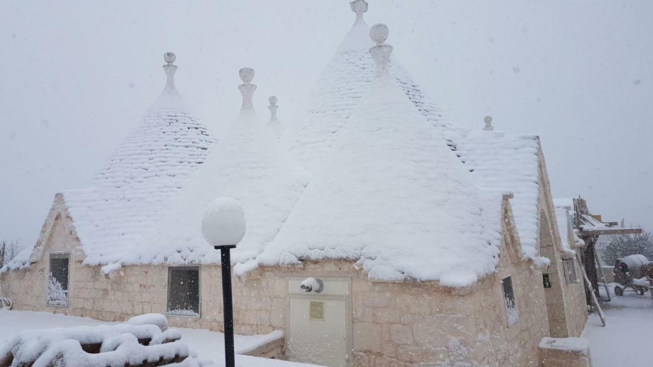 Trullo Le Tre Sorelle Cisternino Zewnętrze zdjęcie