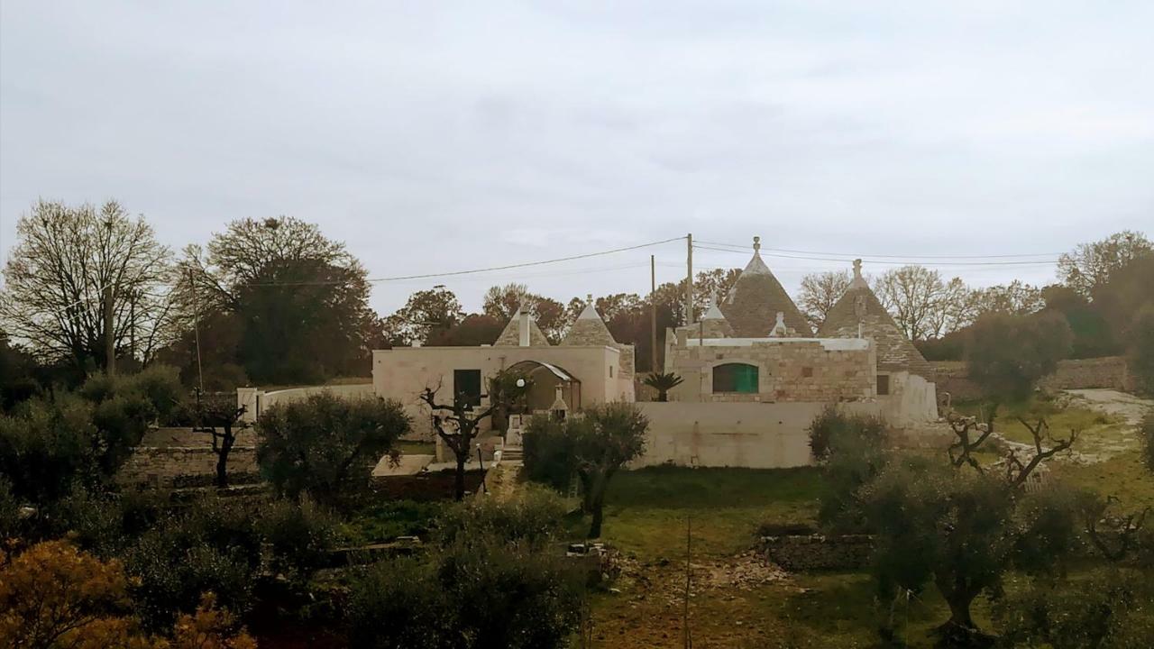 Trullo Le Tre Sorelle Cisternino Zewnętrze zdjęcie